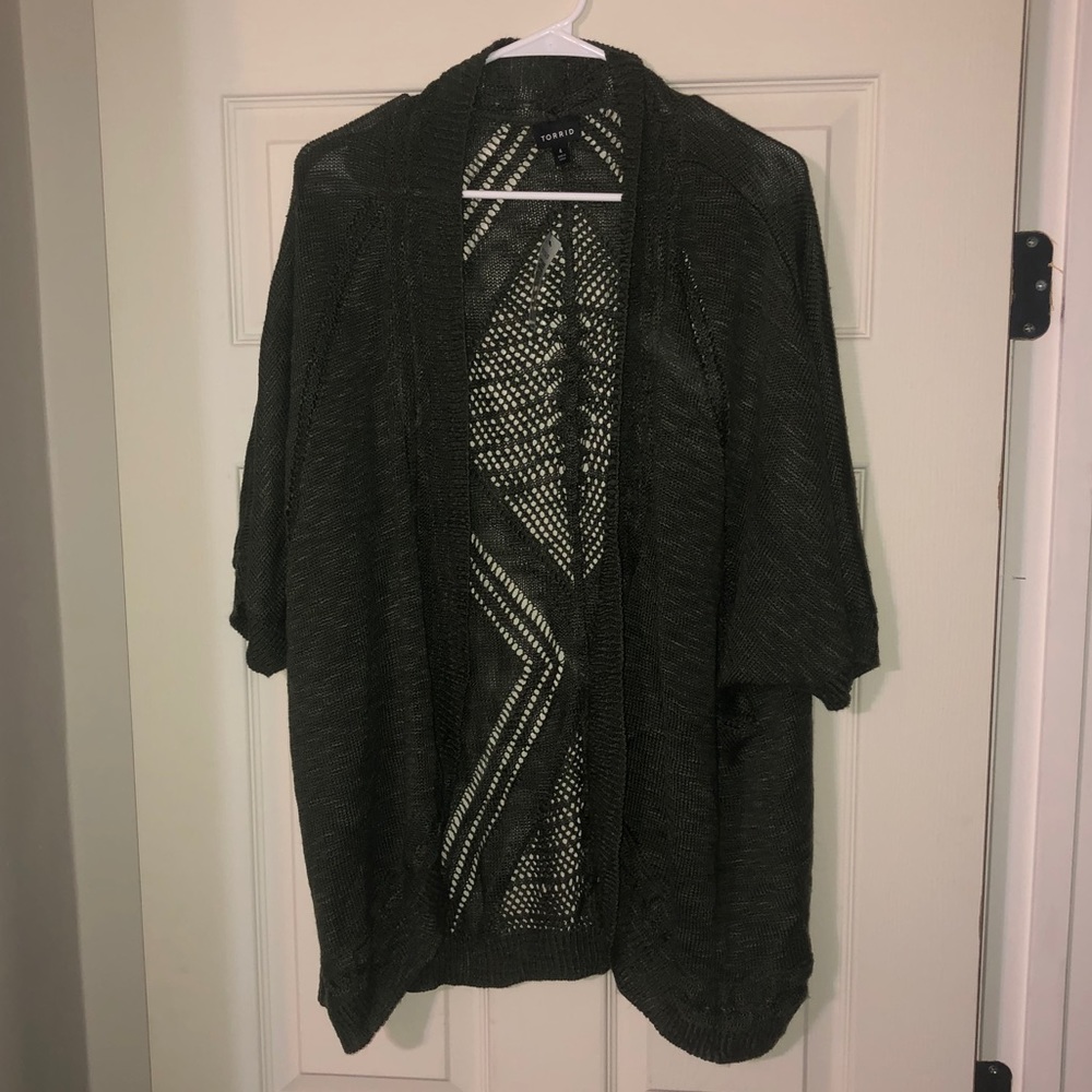 Torrid Cardigan. Size 4. NWT.